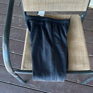 Youth large boys under armor joggers sweat pants new with tags.